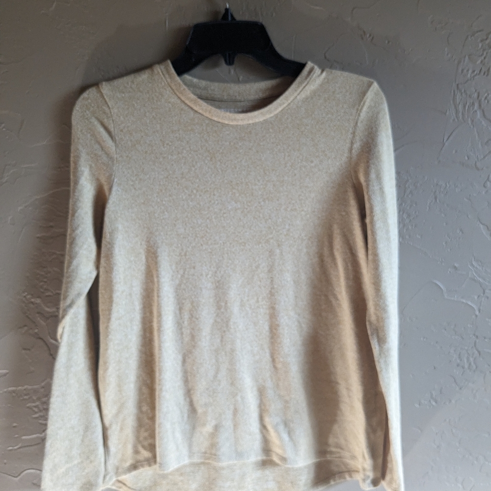 AE shirt